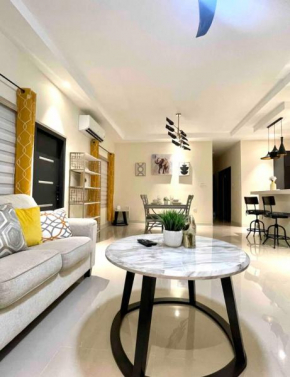 Oasis Infinity Vacation Home 2